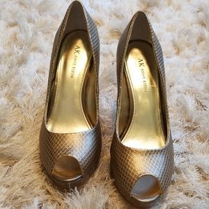Women’s Anne Klein Open-Toe Heels Size 8 1/2